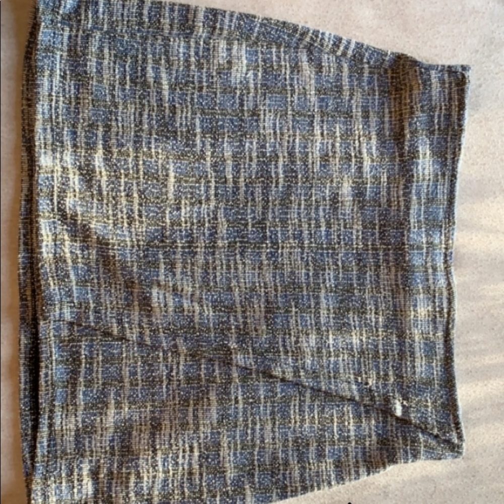 Tweed mini-skirt